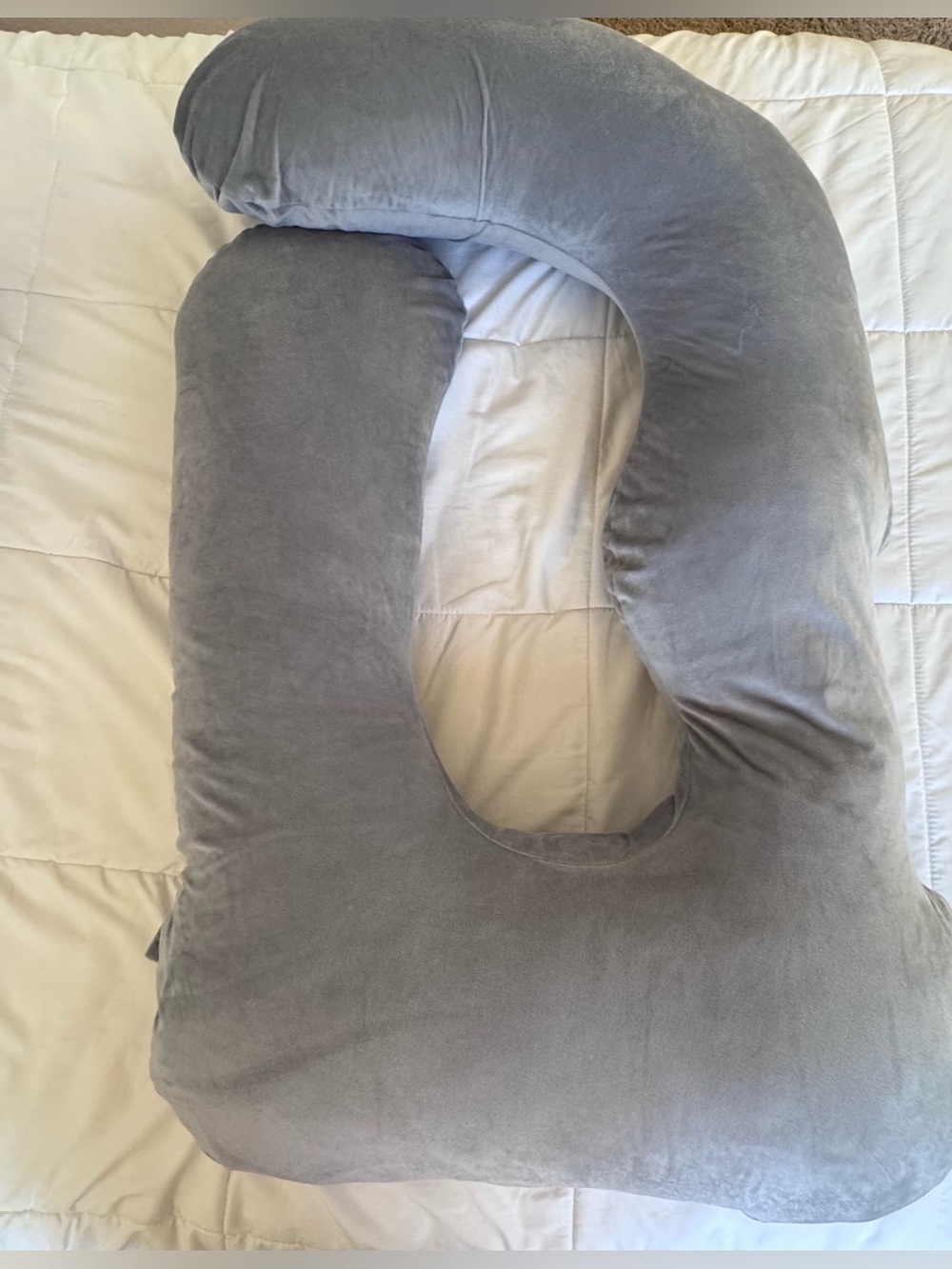 Plush Gray U-Shape Maternity
Body Pillow Full-Body Support Pillow by
